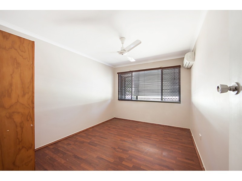 72 Banfield Drive, Mount Louisa QLD 4814